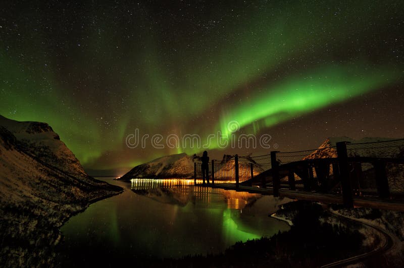 Aurora boreale Aurora Borealis Norway delle isole di Lofoten immagine stock libera da diritti Aurora boreale Aurora Borealis Norway delle isole di Lofoten immagine stock libera da diritti
