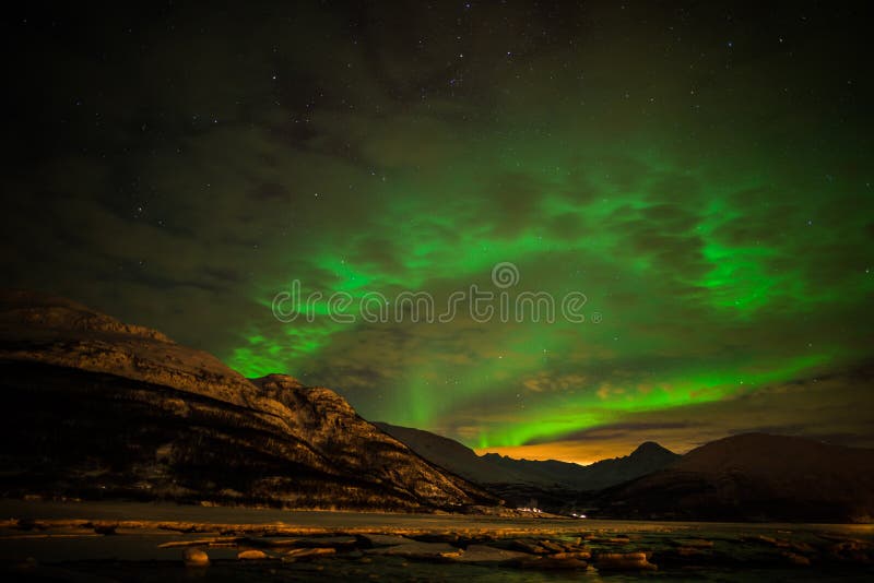 Aurora boreale nel Troms immagine stock Aurora boreale nel Troms immagine stock