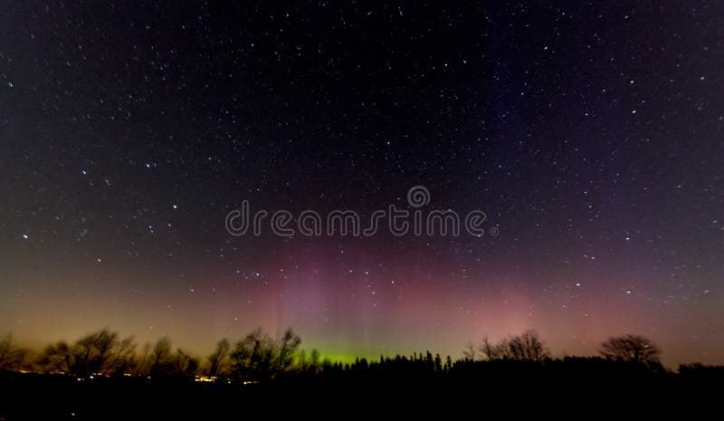 Aurora borealis en Pologne, comté de Malopolska images stock Aurora borealis en Pologne, comté de Malopolska images stock