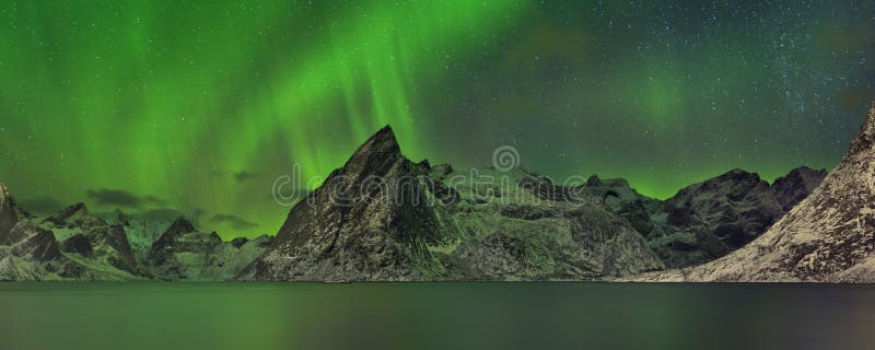 Aurora borealis over a fjord on the Lofoten in Norway royalty free stock images Aurora borealis over a fjord on the Lofoten in Norway royalty free stock images