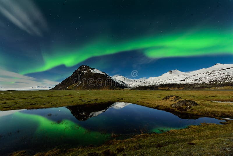 Aurora Borealis stupéfiante en ciel de l'Islande photo stock Aurora Borealis stupéfiante en ciel de l'Islande photo stock