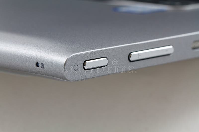 An-/Aus-Schalter auf Laptop-Computer, Nahaufnahme stockbilder An-/Aus-Schalter auf Laptop-Computer, Nahaufnahme stockbilder