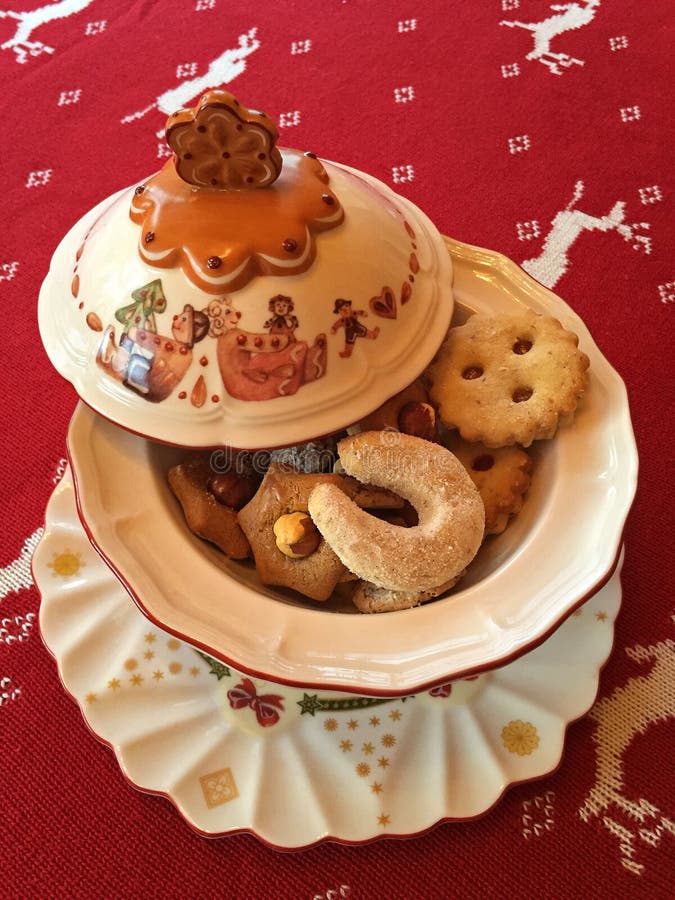 Austrian Christmas Cookies Vanilla Stock Image - Image of sweet, background: 22519147