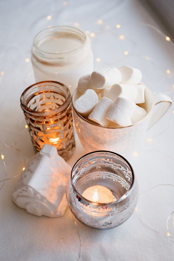 Authentic Tranquil Atmosphere. Kinfolk Hygge Slow Living Style. Cozy autumn or winter morning at home. royalty free stock photos Authentic Tranquil Atmosphere. Kinfolk Hygge Slow Living Style. Cozy autumn or winter morning at home. royalty free stock photos