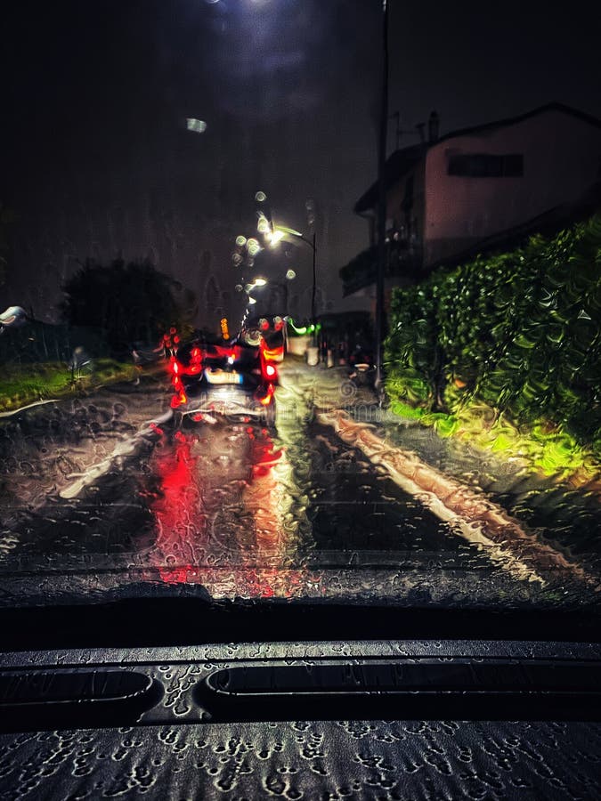 Carron - Anti Rain Regenabweiser verbessert die Sicherheit beim Autofahren.  Mit dem Herbst beginnen dunkle Jahreszeit und Regen. Durch Nacht und Regen  kann die Sicht im Auto erheblich behindert sein. Ein guter