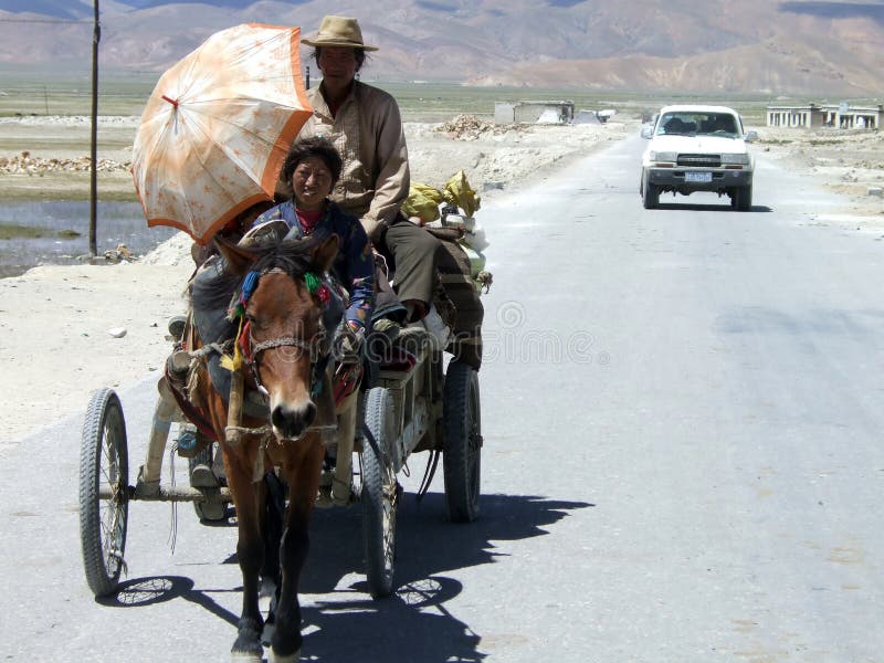 Auto gegen Wagen lizenzfreies stockbild Auto gegen Wagen lizenzfreies stockbild