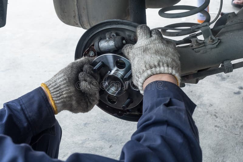 Mechanic Putting Chocks Around Wheel Aircraft Stock Photo Image of