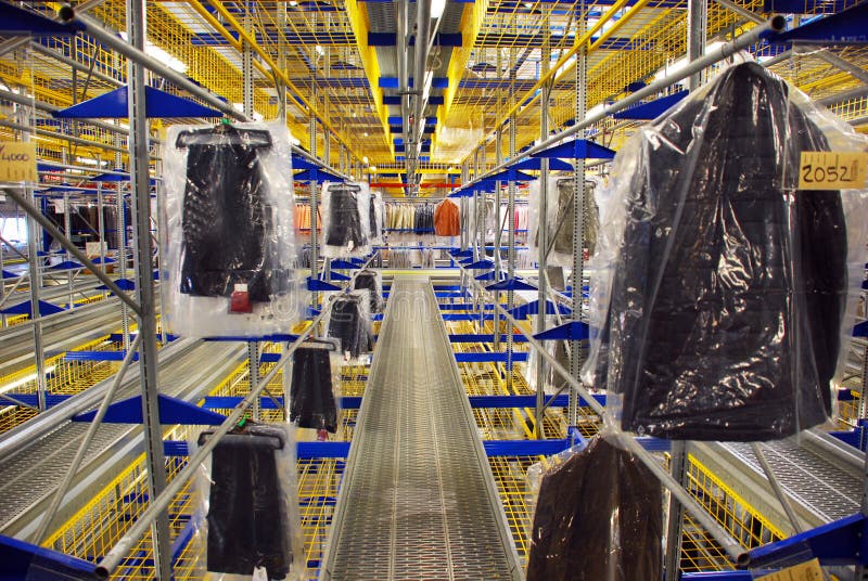 Warehouse Clothing Racks And Their Uses Interlake Mecalux atelier