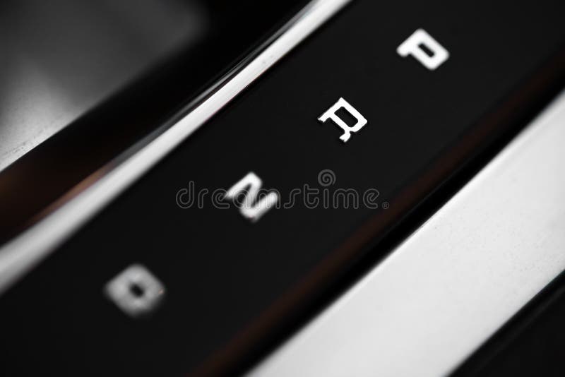 Automatic gear shifter