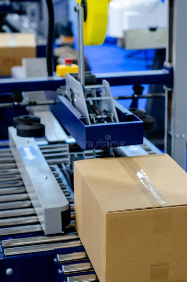 Automatic Tape Carton Sealing Machine,box Folding Machine Stock Photo