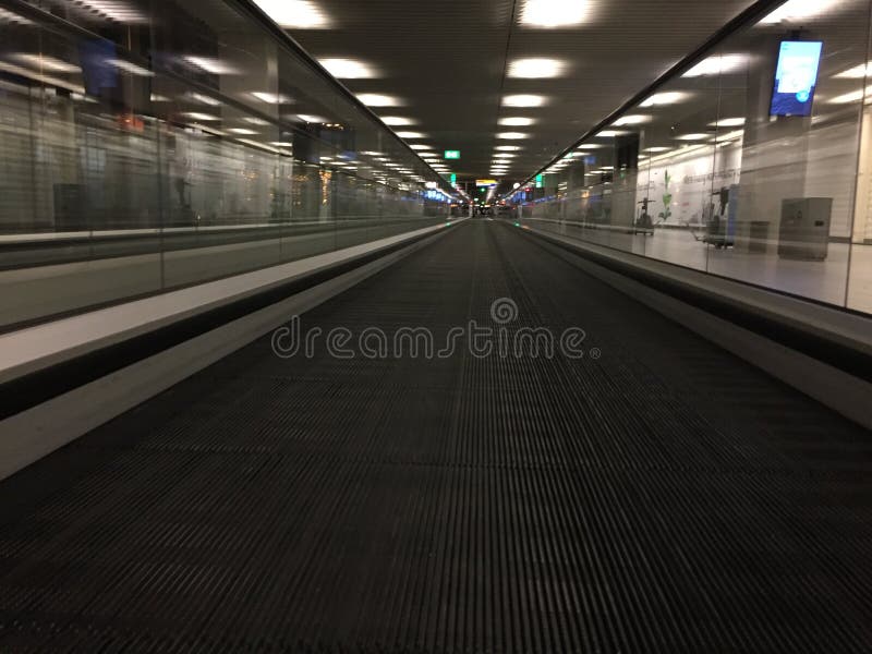 Automatic Walkway, Flat Escalator for Passenger for the International