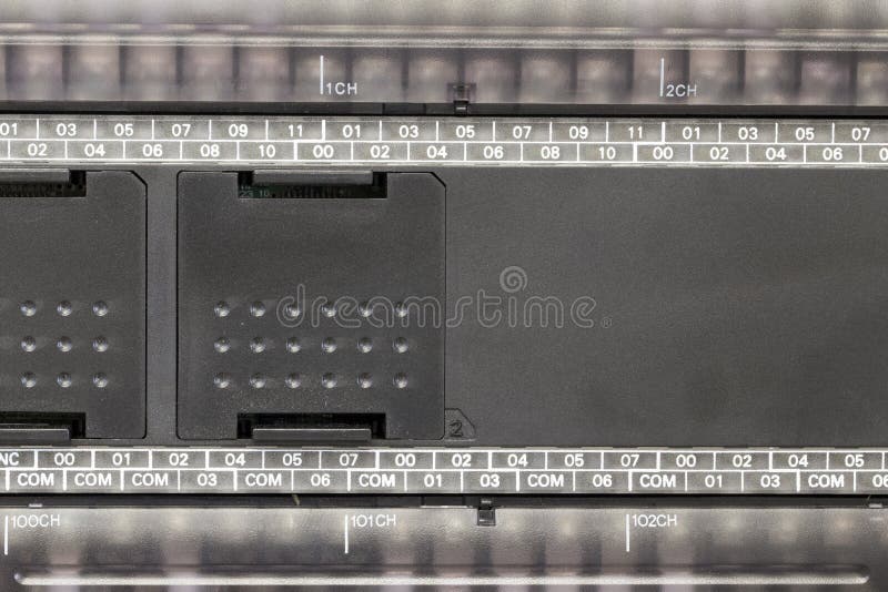 Automation de PLC dans une industrie images stock Automation de PLC dans une industrie images stock