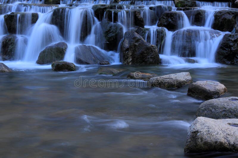 Automne de l'eau image libre de droits Automne de l'eau image libre de droits