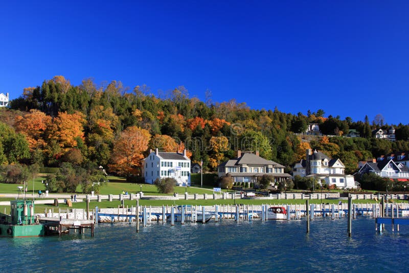Automne sur l'île de Mackinaw images stock Automne sur l'île de Mackinaw images stock