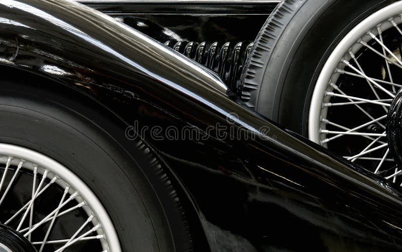 Automobile nera dell'annata fotografie stock Automobile nera dell'annata fotografie stock