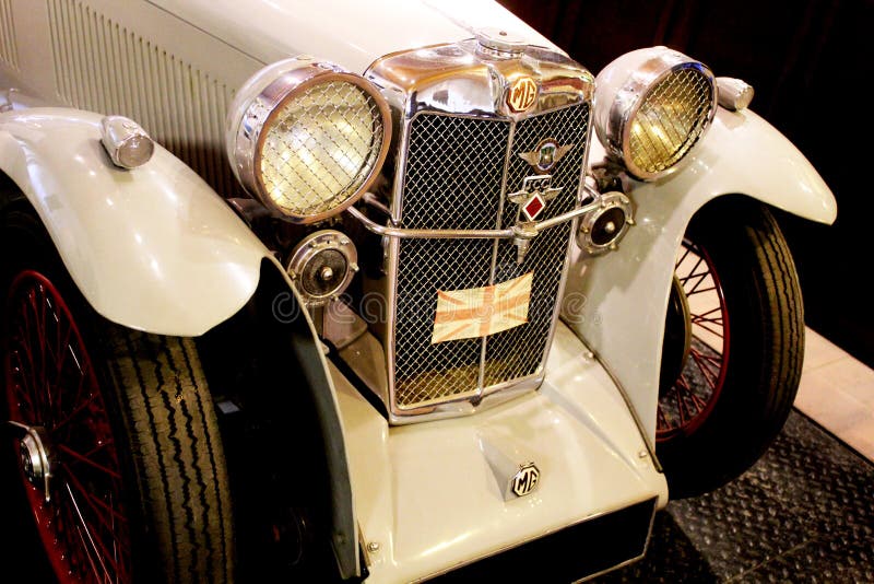 Automobile sportiva antiquata di MG fotografia stock libera da diritti Automobile sportiva antiquata di MG fotografia stock libera da diritti