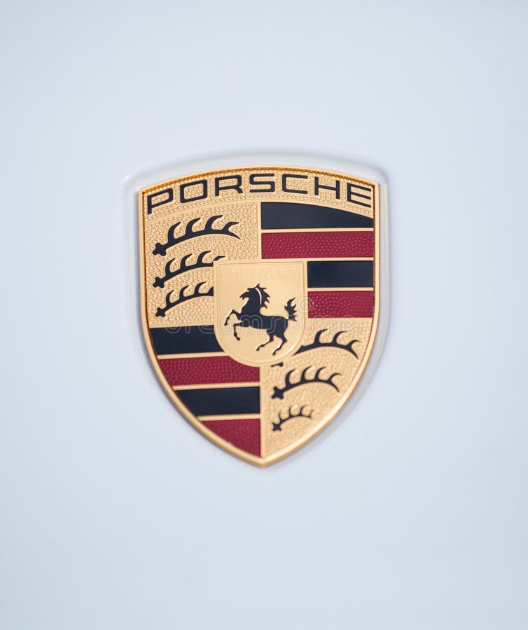 Porsche Logo on the Hood of the 911 Carrera. Editorial Stock Image - Image  of logo, sports: 165485434