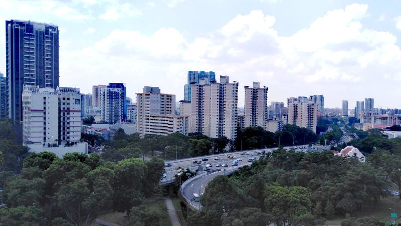 Autopista central en Singapur fotografía de archivo libre de regalías Autopista central en Singapur fotografía de archivo libre de regalías