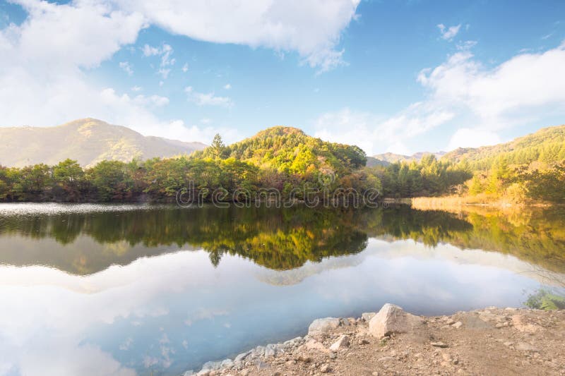 Autumn landscape of Cuihu Lake, Greenstone Valley Forest Park, Benxi, Liaoning, China.