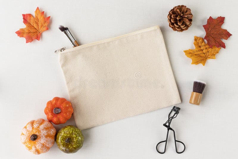 Download 625 Makeup Bag Mockup Photos Free Royalty Free Stock Photos From Dreamstime