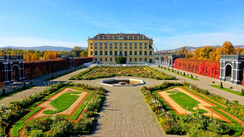 Autumn Privy Garden of the Crown Prince in the Schönbrunn Palace Complex, Vienna Austria Editorial Stock Image - Image of park, palace: 198176489