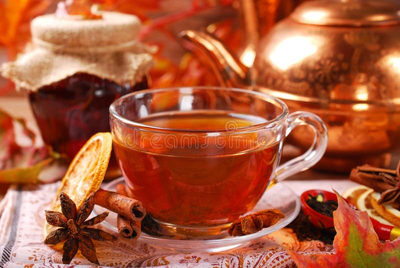 https://thumbs.dreamstime.com/b/autumn-tea-spices-honey-glass-orange-44780211.jpg