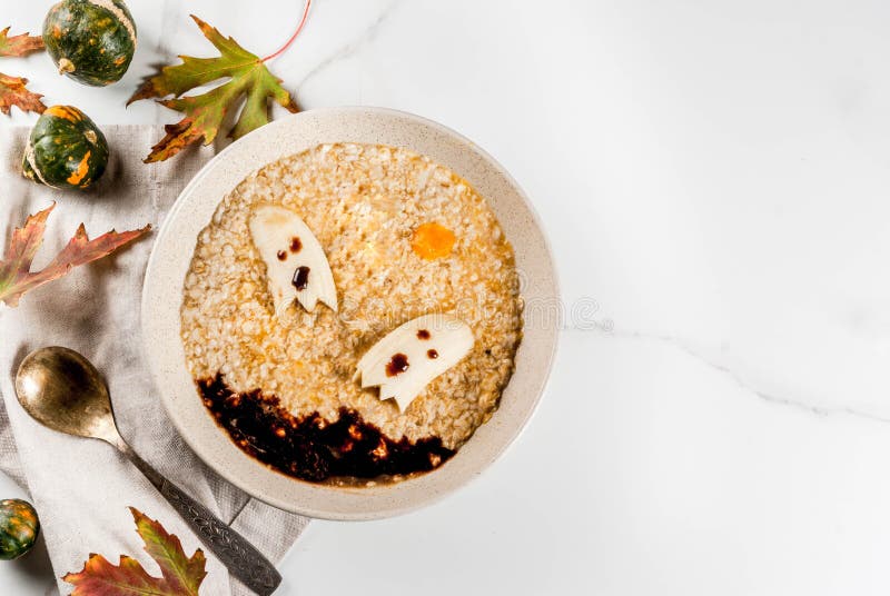Avena di Halloween per i bambini fotografie stock libere da diritti Avena di Halloween per i bambini fotografie stock libere da diritti