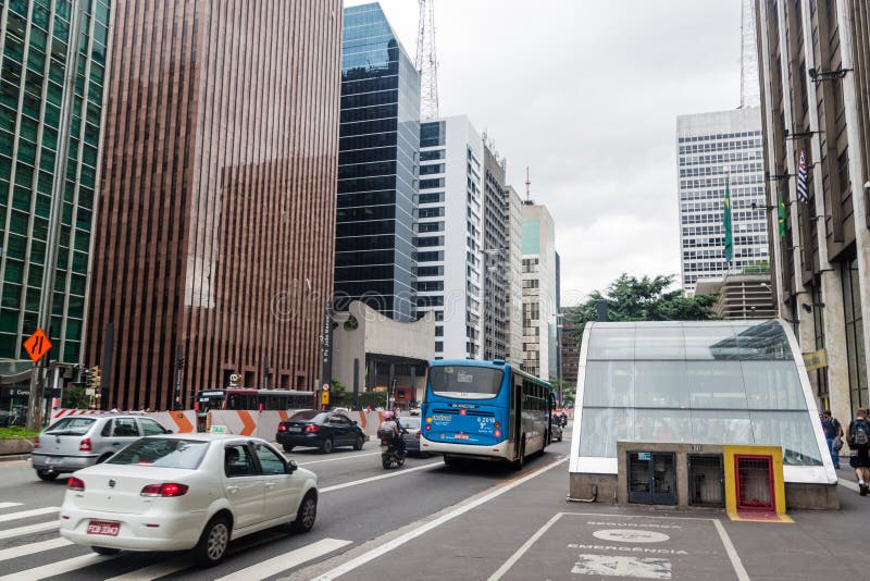 Avenida Paulista в Сан-Паулу стоковое изображение Avenida Paulista в Сан-Паулу стоковое изображение