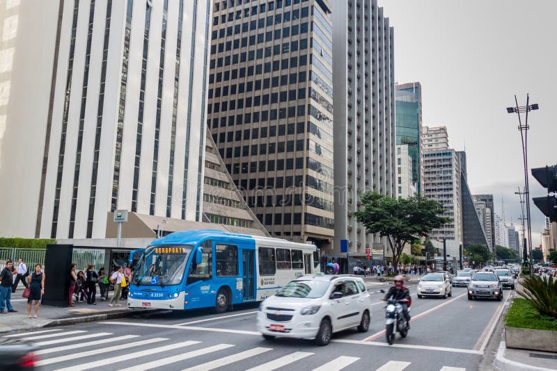 Avenida Paulista в Сан-Паулу стоковые фото Avenida Paulista в Сан-Паулу стоковые фото