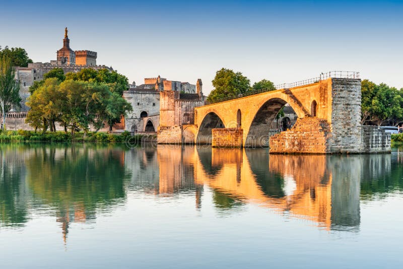 Avignone, Provenza, Francia - san-Benezet di Pont