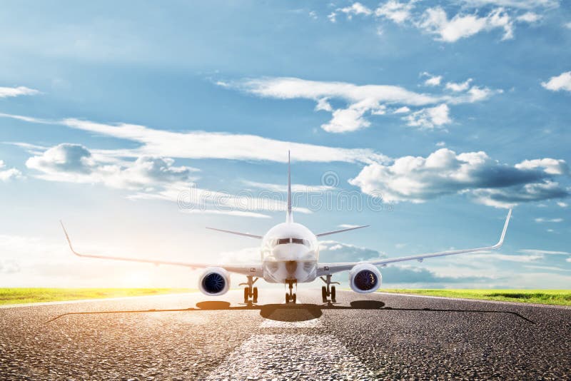 Avion prêt à décoller. Transport, voyage image libre de droits
