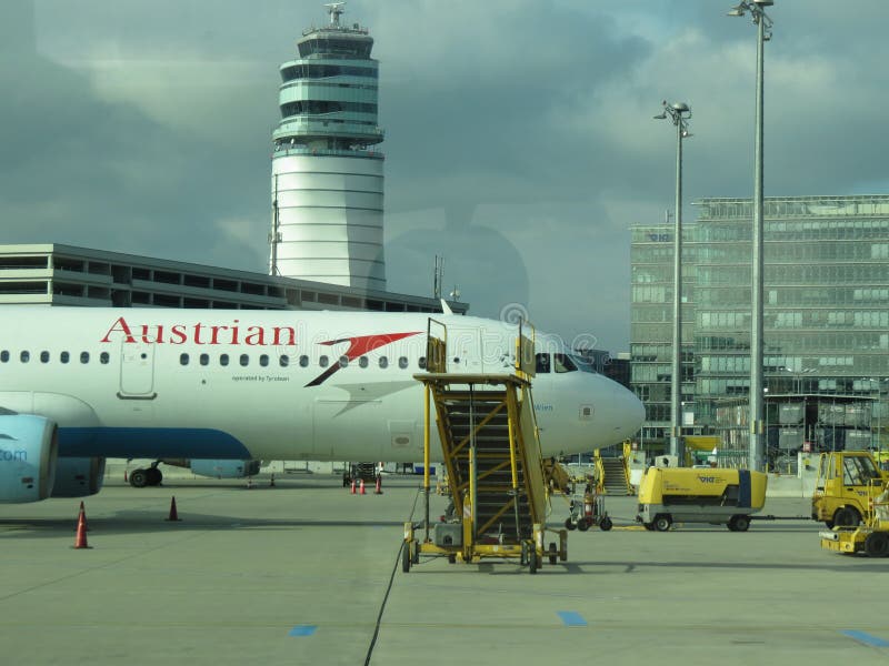 Aviones de Austrian Airlines foto de archivo libre de regalías