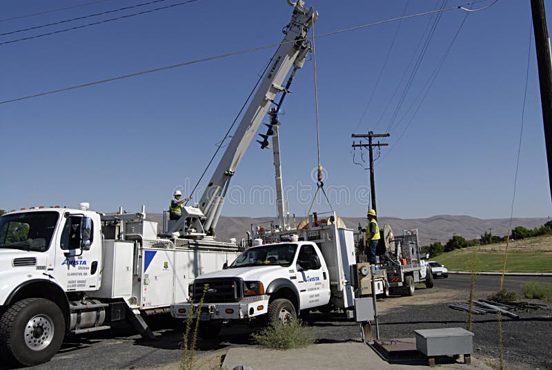 LEWISTON/IDAHO STATE /USA _ Avista Utilities department workers from Clarkston washington state working at corner of 25th ave and 8th stret in Idaho on under ground wire (pipe) today on 20 August 2013 (PHOTO BY Francis Dean / Deanpictures