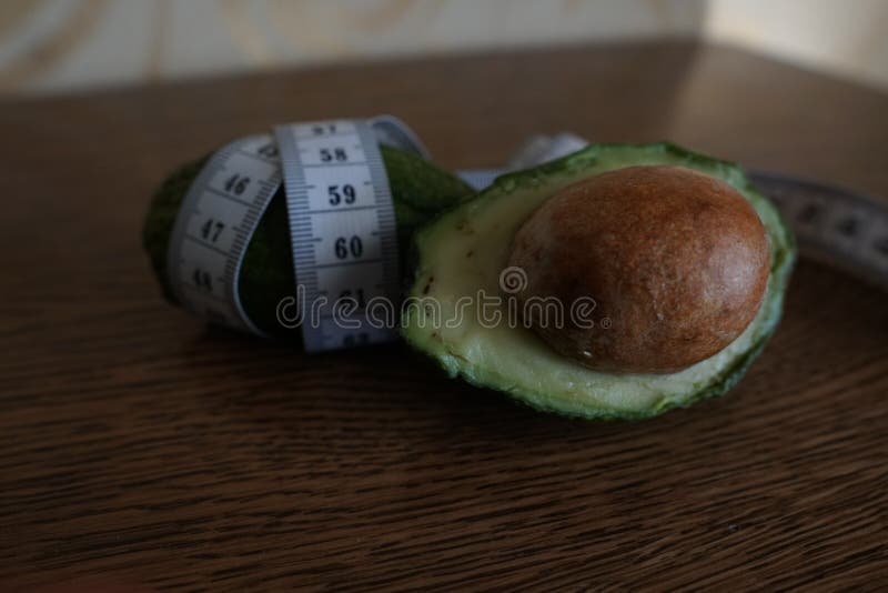 Avocado con Tailor Ruler Alimenti ecologici sani