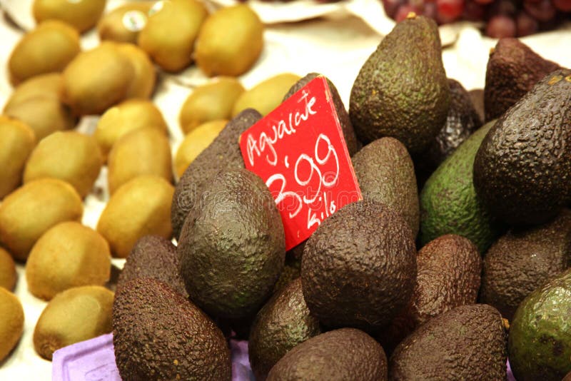 5 Avocados Price Tag Fruit Market Photos - Free & Royalty-Free Stock