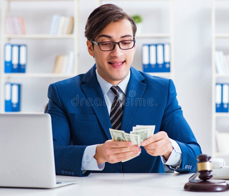 Avocat care primește bani ca mită royalty free stock photos