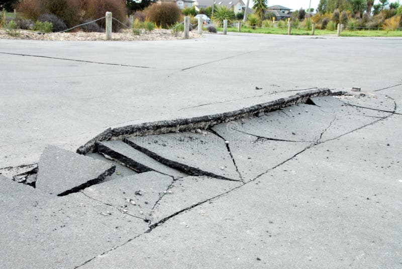 4th september 4.36am Christchurch, New Zealands 3rd largest city. 7.1 magnitute. Miraculously no deaths, but everyone has damage or friends or family have damage. These are shots from my neighbourhood. 4th september 4.36am Christchurch, New Zealands 3rd largest city. 7.1 magnitute. Miraculously no deaths, but everyone has damage or friends or family have damage. These are shots from my neighbourhood.