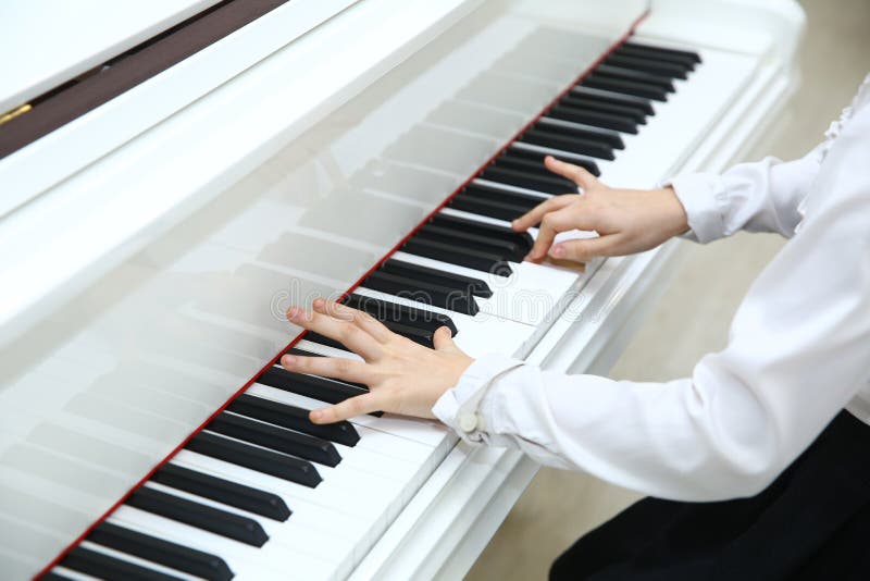 download the new version for android Piano White Little download the new version for android Piano White Little