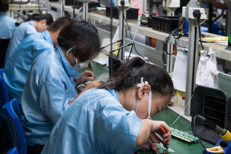 Aziatische Chinese de Arbeiders Vrouwelijke Industrie Manufa van de Elektronikafabriek