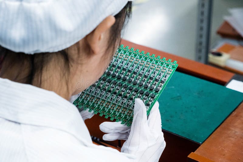 Aziatische Chinese de Arbeiders Vrouwelijke Industrie Manufa van de Elektronikafabriek
