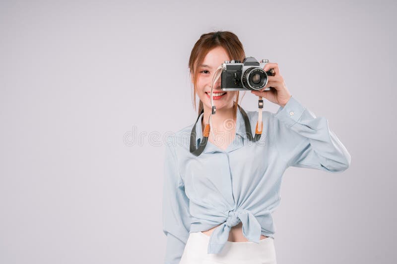 Azjatycka Kobieta Kamera Podróżująca Happy Smile Fotografia Portret Osoba radosna Tourist Capture zdjęcie royalty free