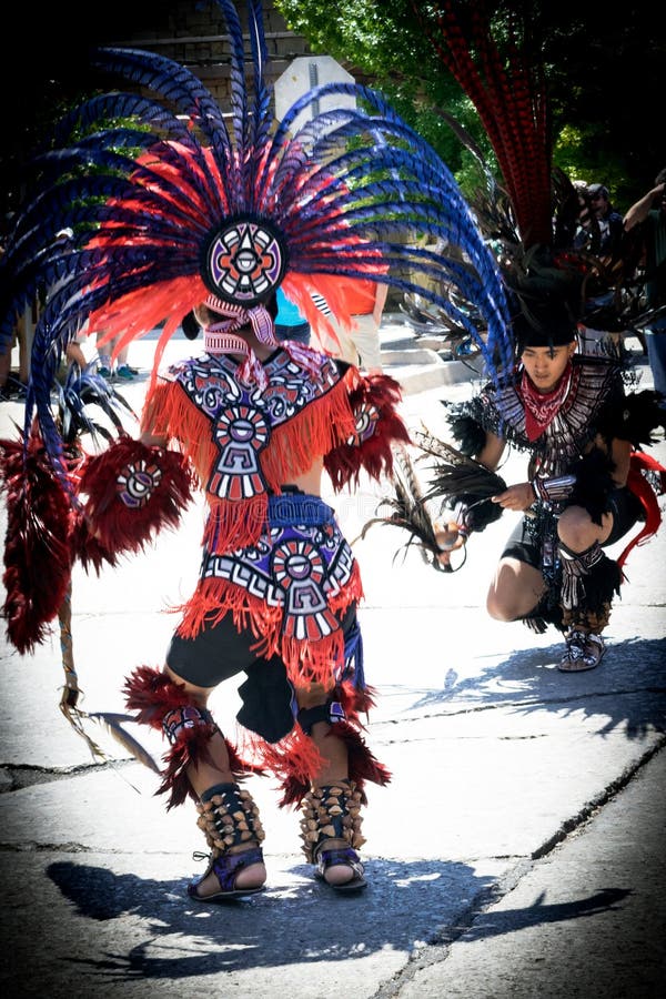 Aztec dancers editorial photography. Image of dancers - 58958352