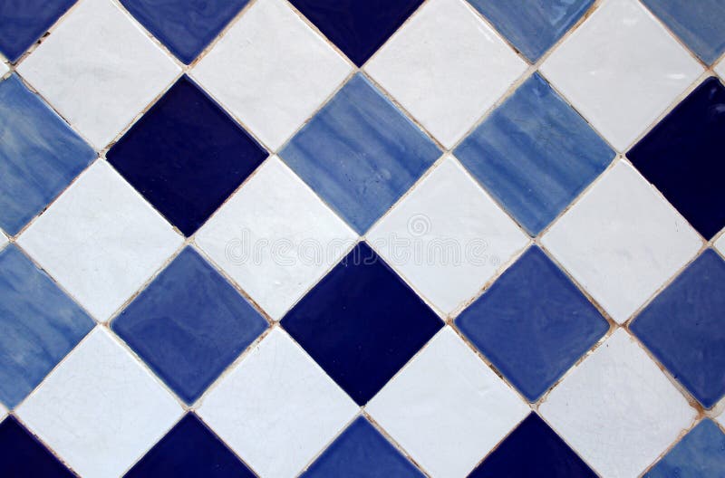 Azulejo, πορτογαλικό παραδοσιακό κεραμίδι τέχνης παλαιών χεριών χρωματισμένο στοκ φωτογραφίες Azulejo, πορτογαλικό παραδοσιακό κεραμίδι τέχνης παλαιών χεριών χρωματισμένο στοκ φωτογραφίες