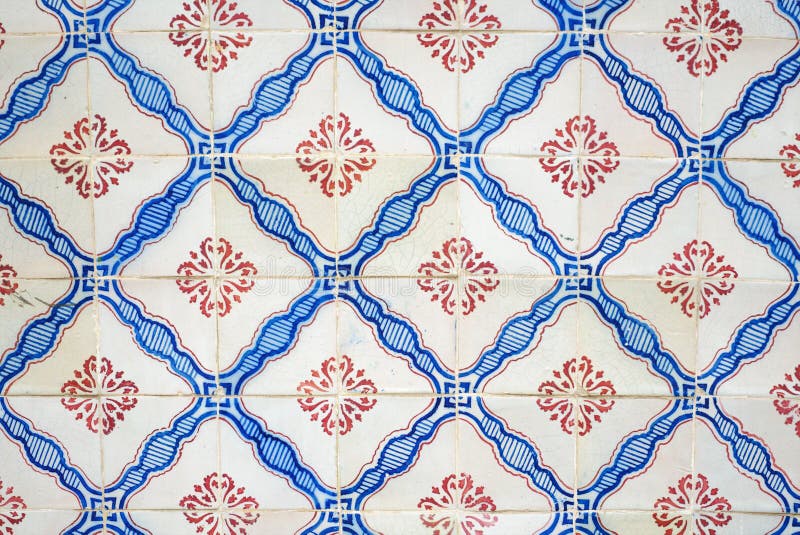 Azulejos - tradycyjny dekoracyjny glazurujący kawałek ceramika Lisbon, Portugalia zdjęcia stock Azulejos - tradycyjny dekoracyjny glazurujący kawałek ceramika Lisbon, Portugalia zdjęcia stock