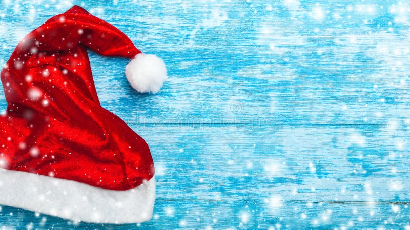 Azurblauer hölzerner Hintergrund Grüne Tanne, Betrug Weihnachtsgrußkarte und neues Jahr Raum für Sankt-` s Mitteilung Sankt-` s K lizenzfreies stockbild Azurblauer hölzerner Hintergrund Grüne Tanne, Betrug Weihnachtsgrußkarte und neues Jahr Raum für Sankt-` s Mitteilung Sankt-` s K lizenzfreies stockbild