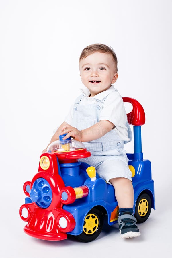 Bebe Garcon Avec Un Camion De Jouet Image Stock Image Du Fete Sourire Bebe Garcon Avec Un Camion De Jouet Image Stock Image Du Fete Sourire