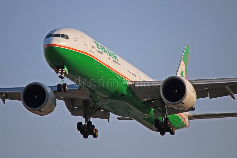 B-16718, an EVA Air Boeing 777-300ER, is seen here on final approach to Toronto Pearson International Airport YYZ. B-16718, an EVA Air Boeing 777-300ER, is seen here on final approach to Toronto Pearson International Airport YYZ.