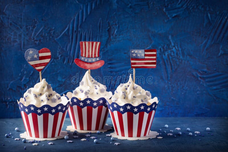 Patriotic Fourth of July Cupcakes. Patriotic Fourth of July Cupcakes