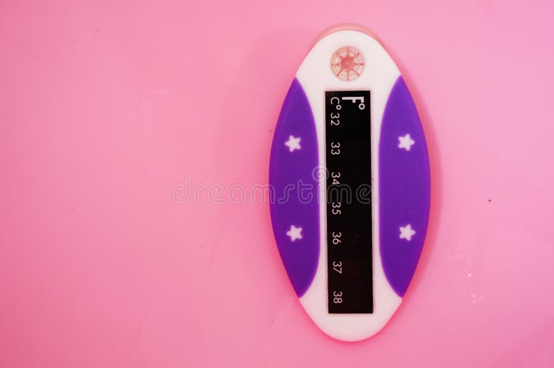 As plafond vredig Baby bad thermometer stock photo. Image of celsius, thermometer - 38962252