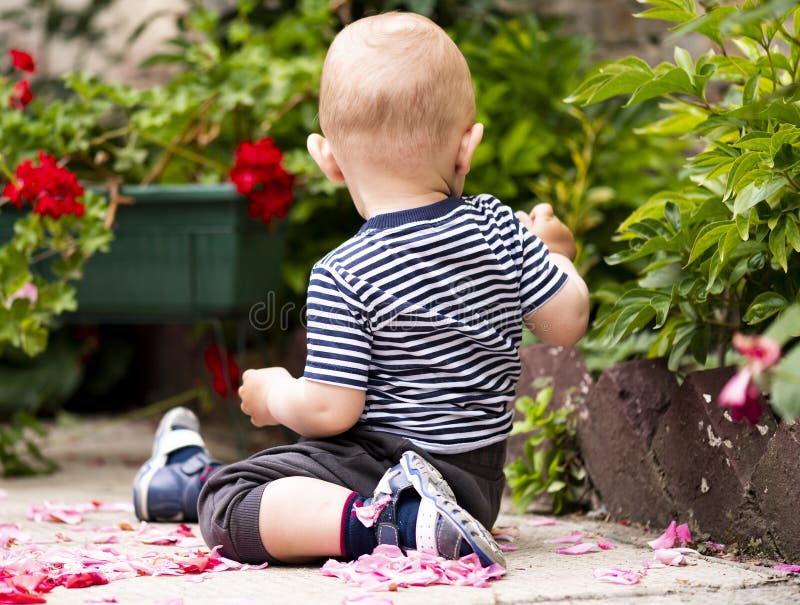 Boy Playing Yard Stock Photos - Download 4,967 Royalty Free Photos